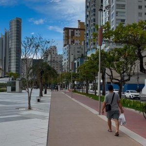 Nova orla de Balneário Camboriú tem aprovação de moradores e turistas