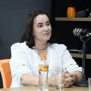 Carla Cardoso compartilha trajetória no Primeiro Clic especial do Dia da Mulher