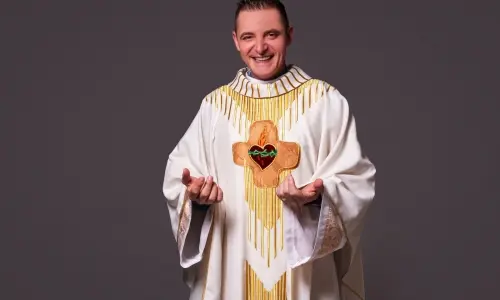Vocação e fé: Padre Elinton Costa completa 13 anos ordenação sacerdotal