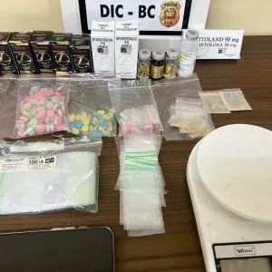 Apreensão de ecstasy, MDMA e anabolizantes leva à prisão de traficante