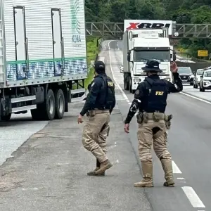 Operação Carnaval 2025: PRF inicia ações para reforçar segurança nas rodovias de SC