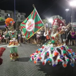 Desfile de Blocos e shows musicais agitam o Carnaval de Porto Belo