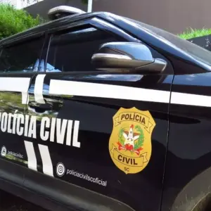 ‘Seguia de carro pelas ruas’: homem é preso por perseguir e mandar mensagens diárias para ex-companheira