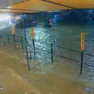 Chuva forte causa alagamentos em Tijucas e risco de novos temporais