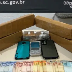 Operação apreende 3 kg de maconha e prende dois por tráfico de drogas