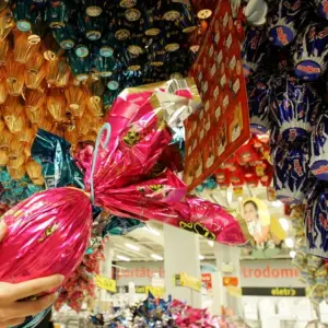 Preços de Páscoa variam até 51%; Procon recomenda pesquisa de preços antes da compra