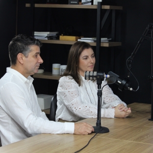 Fios e Fama: conheça um ahisstória de 20 anos de beleza, empreendedorismo e autenticidade