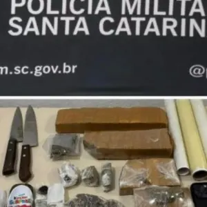 ‘Disk Drogas’ em Tijucas: dois presos e mais de 2 kg de entorpecentes apreendidos