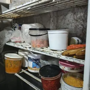 Padaria é interditada com alimentos vencidos e falta de higiene