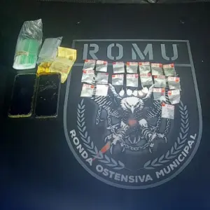 Homem é preso por tráfico de drogas durante patrulhamento em Meia Praia