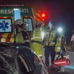 Grave acidente com capotamento mobiliza equipes de resgate na BR-101 em Porto Belo