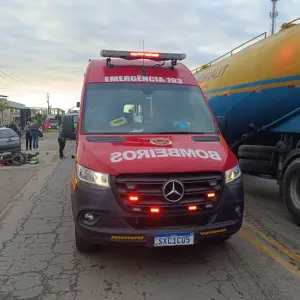 Colisão entre moto e carro deixa um ferido na SC-410 em Canelinha