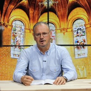 Padre Elizandro Scarsi encerra a semana com bênçãos e esperança no programa Tarde de Fé