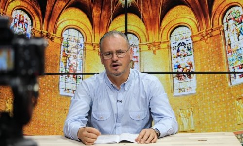 Padre Elizandro Scarsi encerra a semana com bênçãos e esperança no programa Tarde de Fé