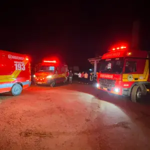 Incêndio atinge cerâmica em Canelinha e mobiliza Bombeiros da região