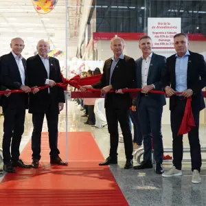 Novo Komprão reúne mais de 20 lojas comerciais no centro de Tijucas