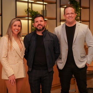 Evento promovido por corretores reúne convidados em noite de conexões e experiências