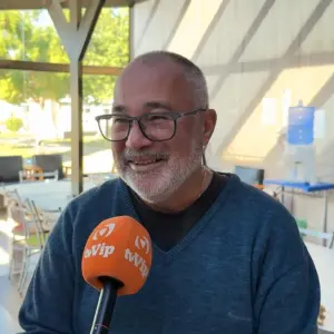 Lar Santa Maria da Paz participa da 1ª Feira do Flores de Sal com brechó beneficente