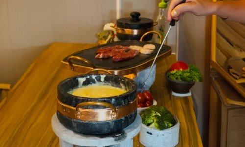 Com fondue no cardápio, pizzaria se torna referência em sabor e aconchego em Tijucas