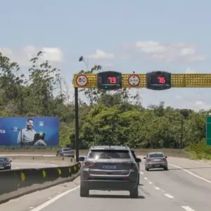 Mais de 70 novos radares começam a multar motoristas hoje