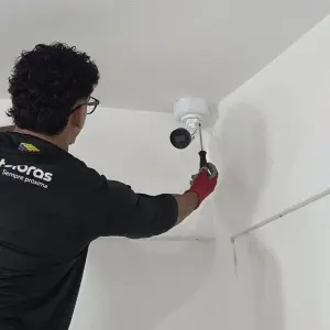 Porto Belo implanta câmeras com reconhecimento facial em escolas