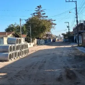 Abastecimento de água interrompido em rua de Porto Belo para obras