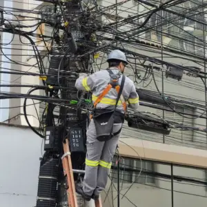 Balneário Camboriú remove quase 19 toneladas de fios em quatro meses