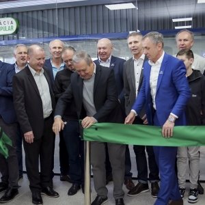 Sicredi inaugura central de relacionamento no Super Koch; veja as fotos
