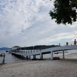 Porto Belo inicia ampliação do receptivo turístico no Píer Municipal