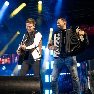 Com Michel Teló, Arraiá Solidário de Itapema atrai milhares de pessoas e bate recorde de público