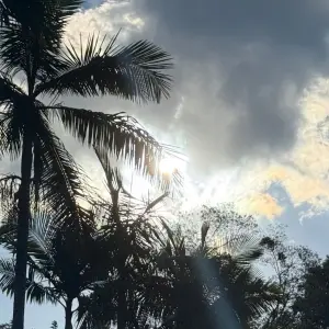 Tempo instável e frio dominam antes de volta do sol na metade da semana