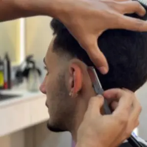 Barbearia amplia unidade em Porto Belo com mais espaço e serviços acessíveis