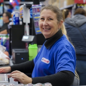 Com mais de 30 vagas em diferentes funções, rede se supermercados promove mutirão de contratação