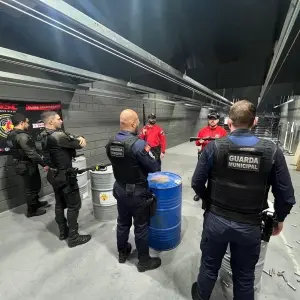 Agentes da guarda municipal são habilitados para uso de espingarda