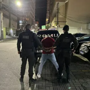 Homem é preso após agredir esposa, ameaça e embriaguez ao volante