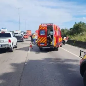 Motociclista morre em colisão na BR-101 na tarde desta terça-feira