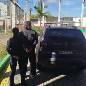 Homem com mandado de prisão é capturado pela Guarda Municipal   