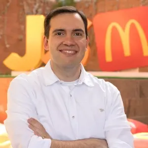 João Branco, ex-vice-presidente de marketing do MCDONALD'S palestra em Tijucas