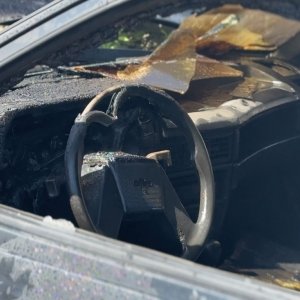 Veículo é alvo de incêndio criminoso em Tijucas