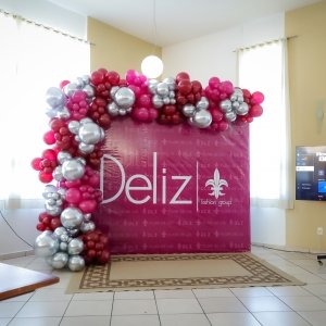 VEJA AS FOTOS | Deliz completa 26 anos e faz almoço festivo para colaboradores