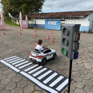 Polícia Militar promove educação no trânsito para crianças   