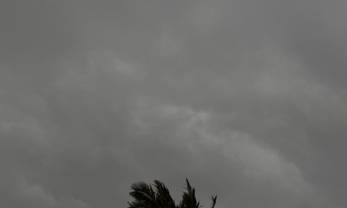 Notificação de alerta de tempestade com vendaval e granizo assusta moradores