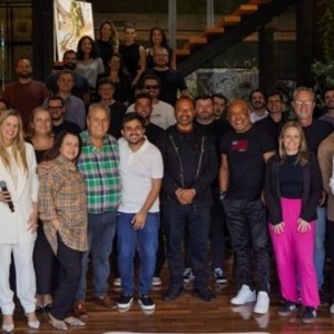 Presença de Neymar Pai marca encontro sobre futuro urbano de Porto Belo
