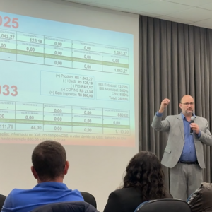 JCS Contabilidade celebra 30 anos com palestra sobre reforma tributária em Tijucas