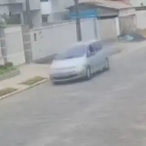 Morador denúncia carro suspeito abordando crianças e oferecendo dinheiro em Tijucas