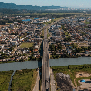Revista Veja Negócios destaca lançamento de novo bairro planejado de Tijucas