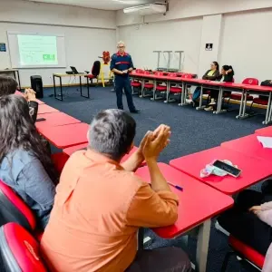 Município realiza simulado de evacuação em escolas para treinar alunos e professores