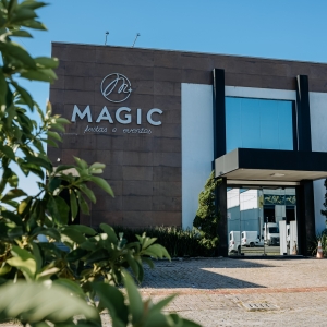 Magic Festas e Eventos inaugura nova fase com bar aberto ao público e carta especial de vinhos em Tijucas