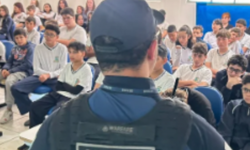 Guarda Municipal realiza palestra sobre mobilidade urbana segura nas escolas