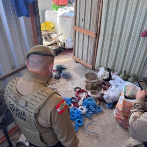 Operação resulta na apreensão de 37 quilos de fios elétricos de origem suspeita